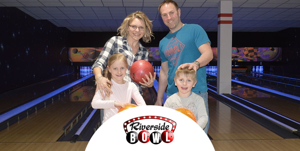 Family Bowling